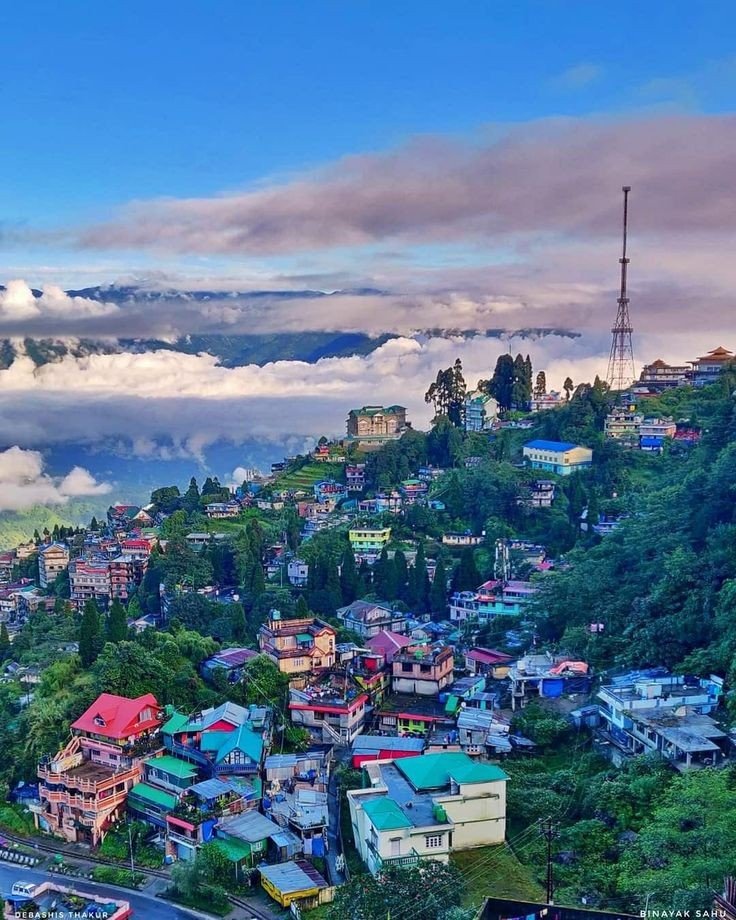 Day 6 : Darjeeling City Tour with Sunrise at Tiger Hill