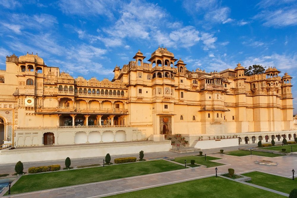 Jaisalmer Jodhpur Udaipur tour package for 7 Days Plan at Best Price