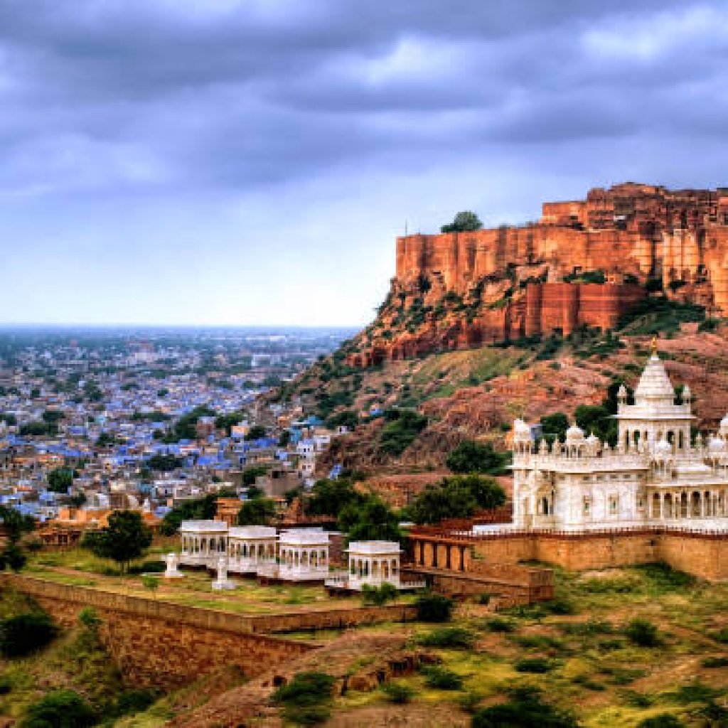 Get 30% On Udaipur Tour Package for 6 Days Plan