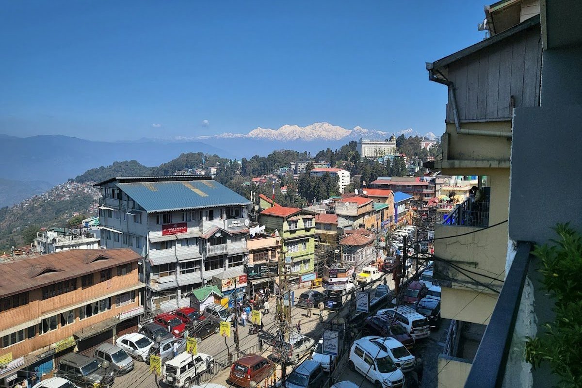 Darjeeling 4 Days Tour Package | Explore the Queen of the Hills - 2