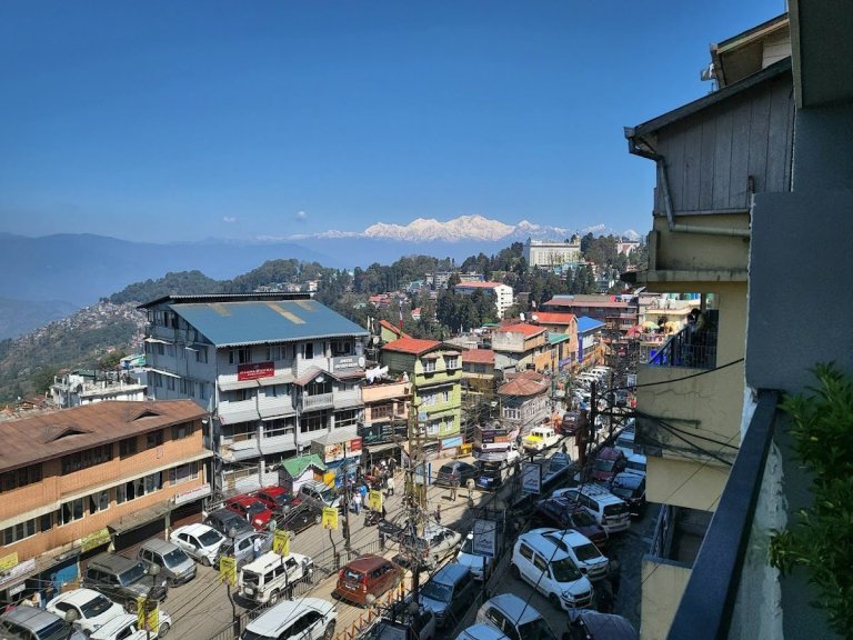 Darjeeling 4 Days Tour Package | Explore the Queen of the Hills