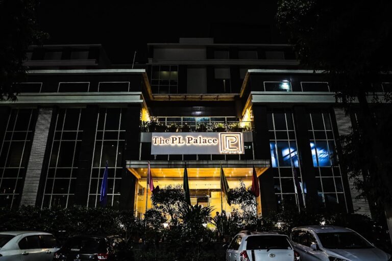 the pl palace hotel