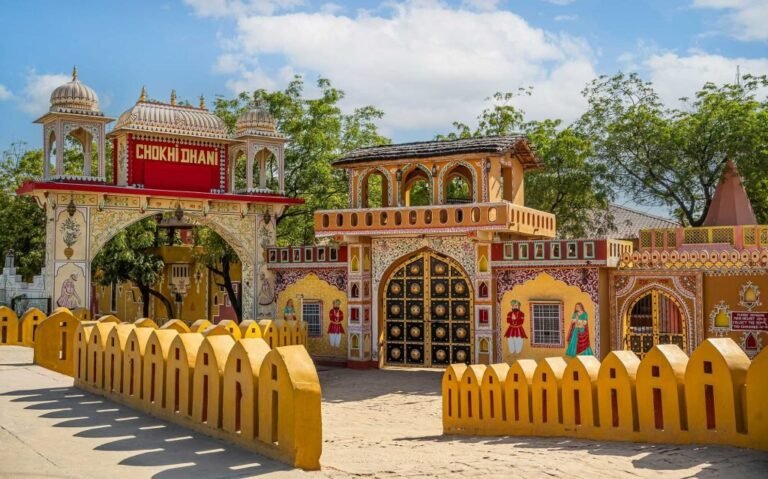 Jaipur Tour Package From Mumbai 𝐚𝐭 ₹7,999 𝘽𝙤𝙤𝙠 𝙉𝙤𝙬!