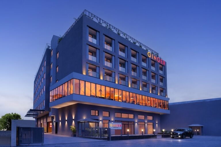 ginger udaipur shastri circle