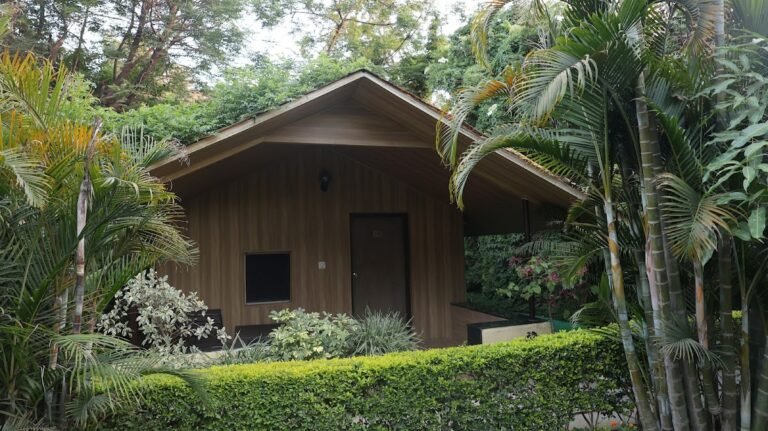 hill n you a boutique garden resort