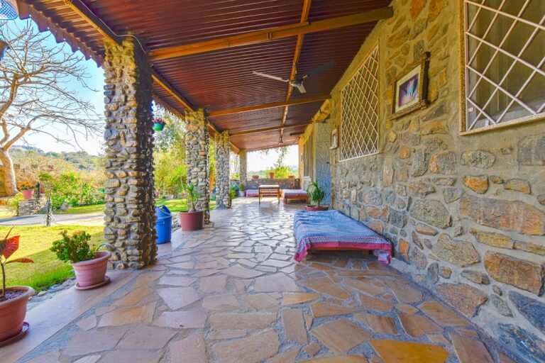 hotel castle rock mount abu by sah