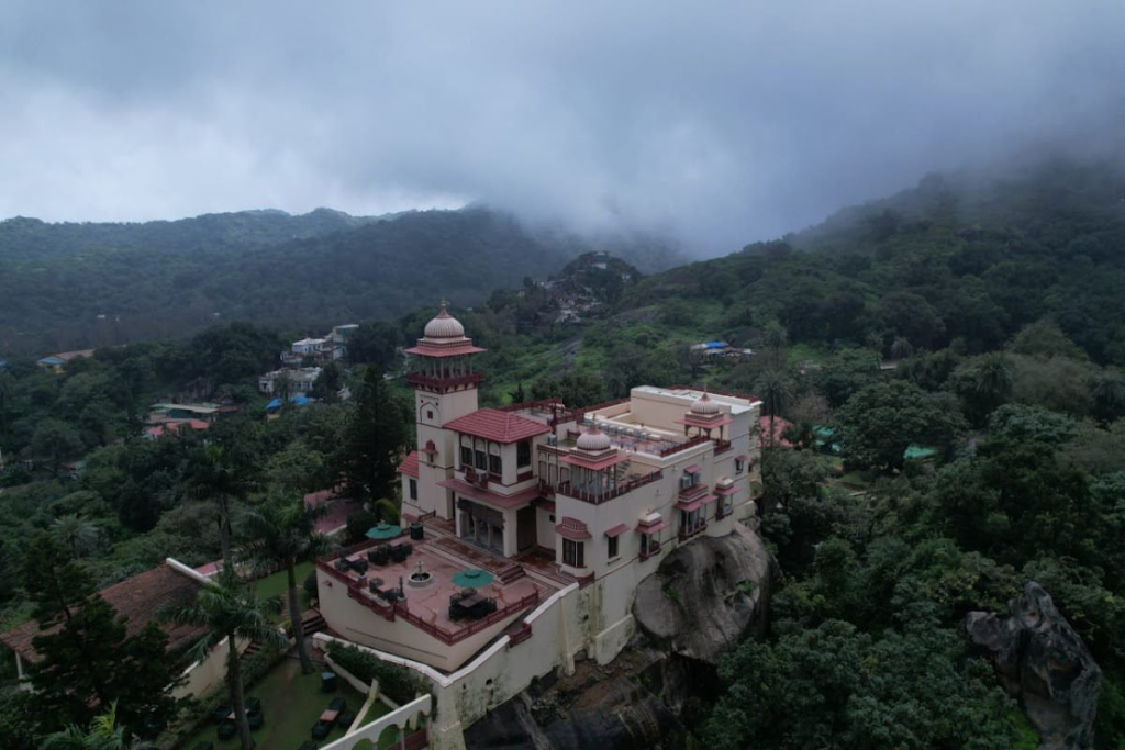 The Jaipur House, Mount Abu