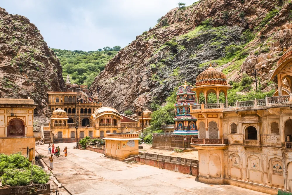 Jaipur tour Package from mumbai