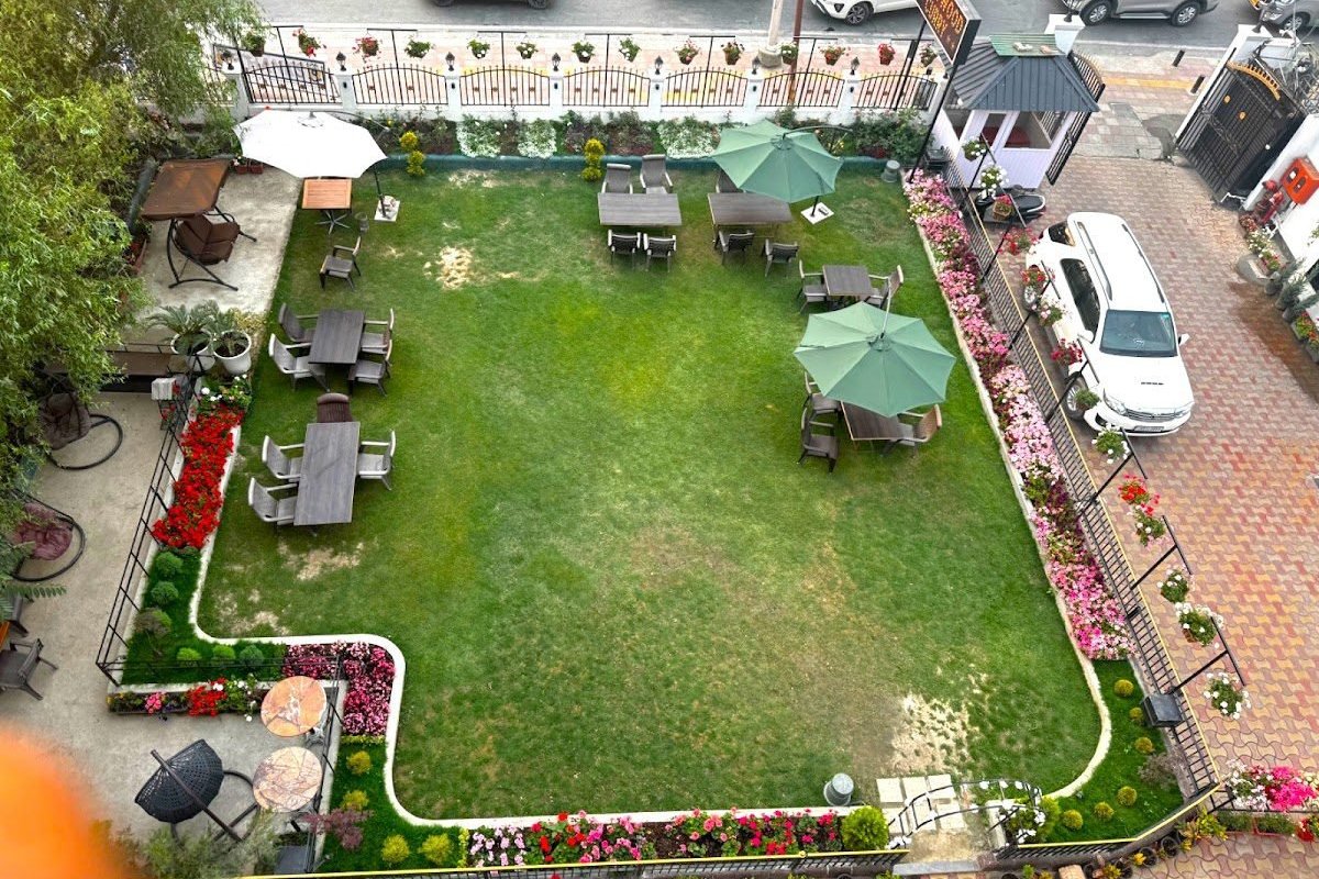 6 Nights 7 days Kashmir Trip Package With Houseboat - 4