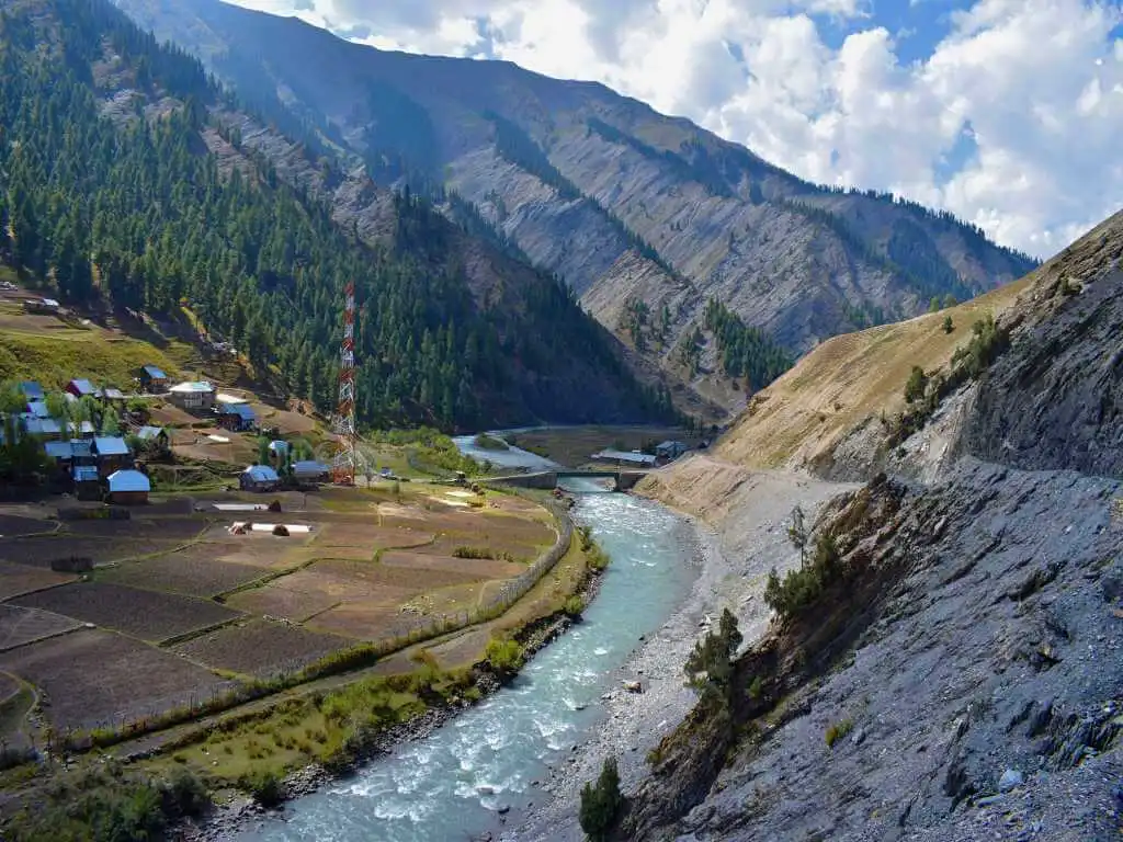 Gurez Valley Excursion