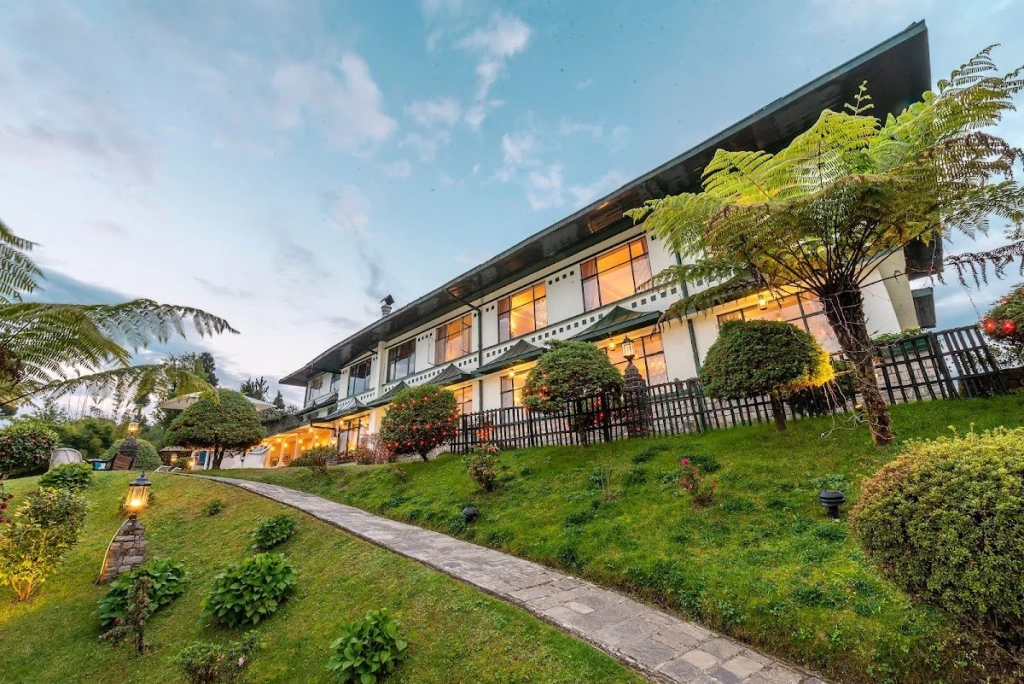 The Elgin Mount Pandim – Pelling – Heritage Resort & Spa (Since 1942)