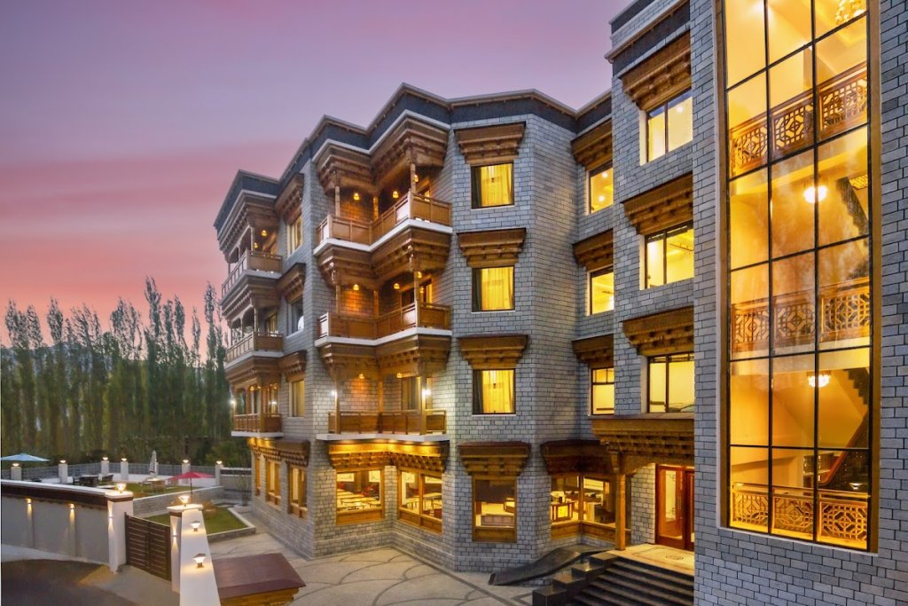 Hotel Gyalpo Residency – A Mountain View Luxury Hotel in Leh