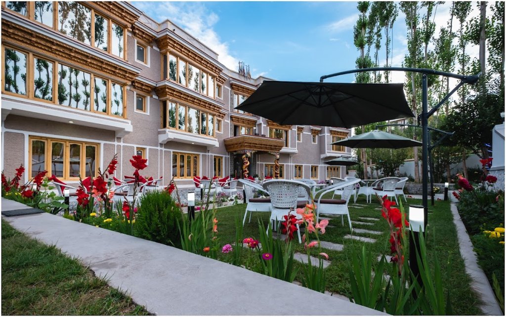 Sangaylay Palace Leh- 3 Star Hotel in leh | Top Rank Hotel in Leh