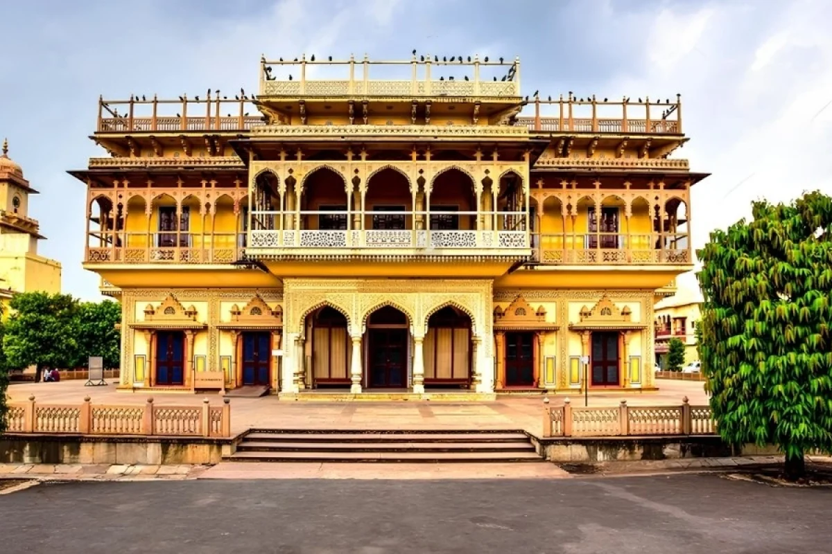 Jaipur Jodhpur & udaipur tour packages/ City Palace